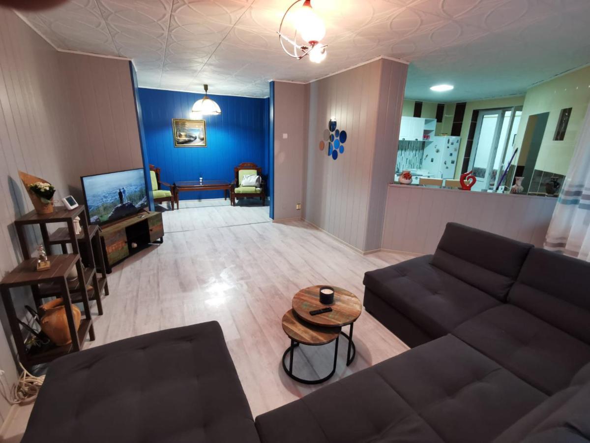 Noah Apartment Uricani  Экстерьер фото