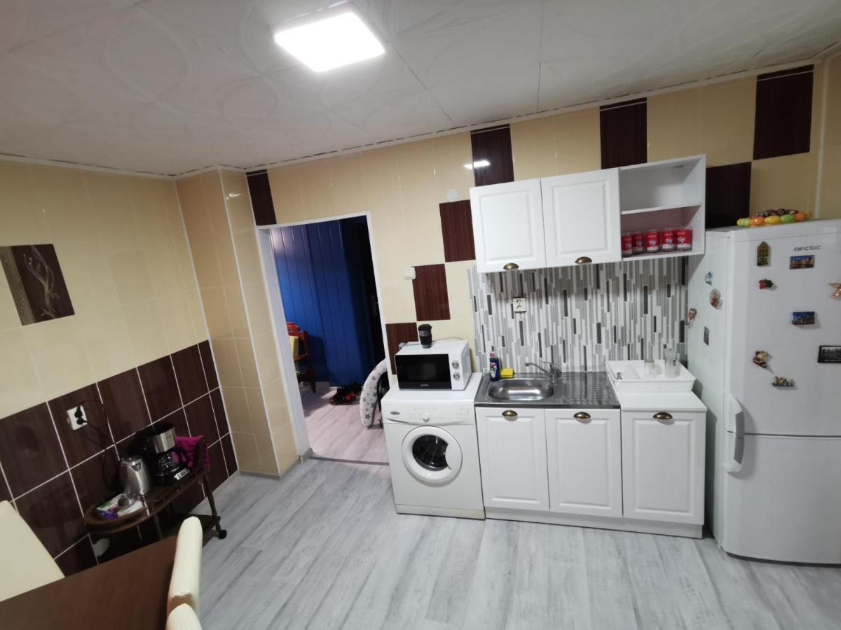 Noah Apartment Uricani  Экстерьер фото